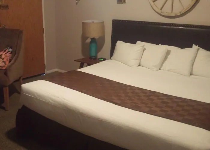 The Canyon & Rv Park Motel 3*