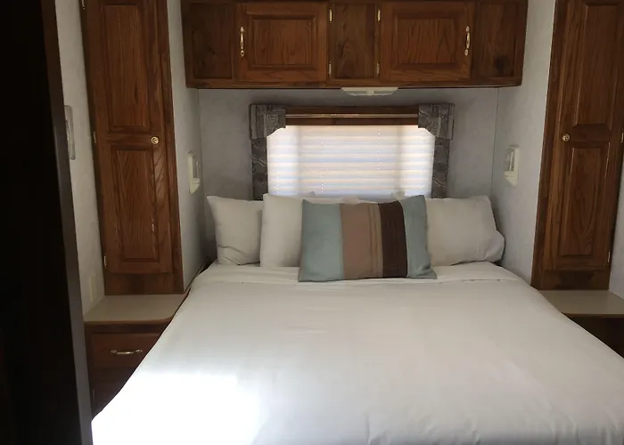 The Canyon & Rv Park Motel