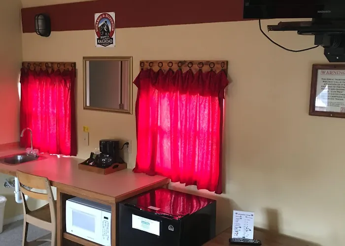 The Canyon & Rv Park Motel