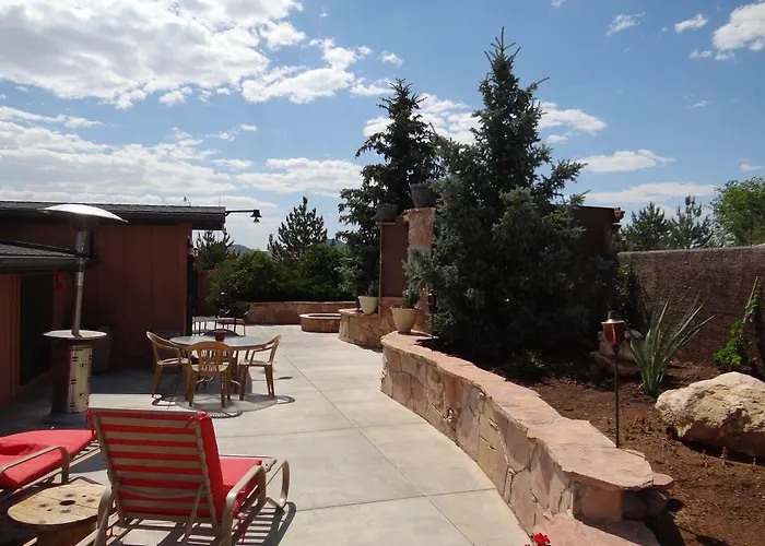 Motel The Canyon & Rv Park